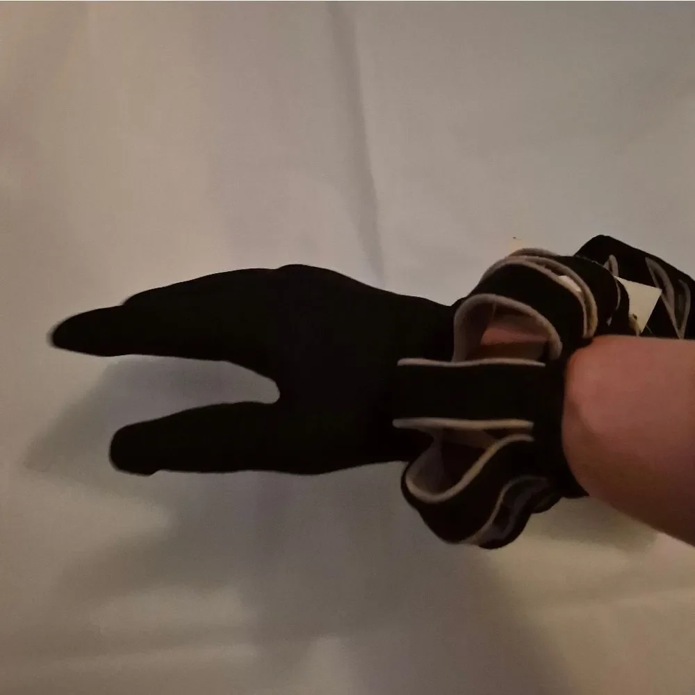 Bottega Veneta Vtg 90s Black and Tan Suede Leather Gloves